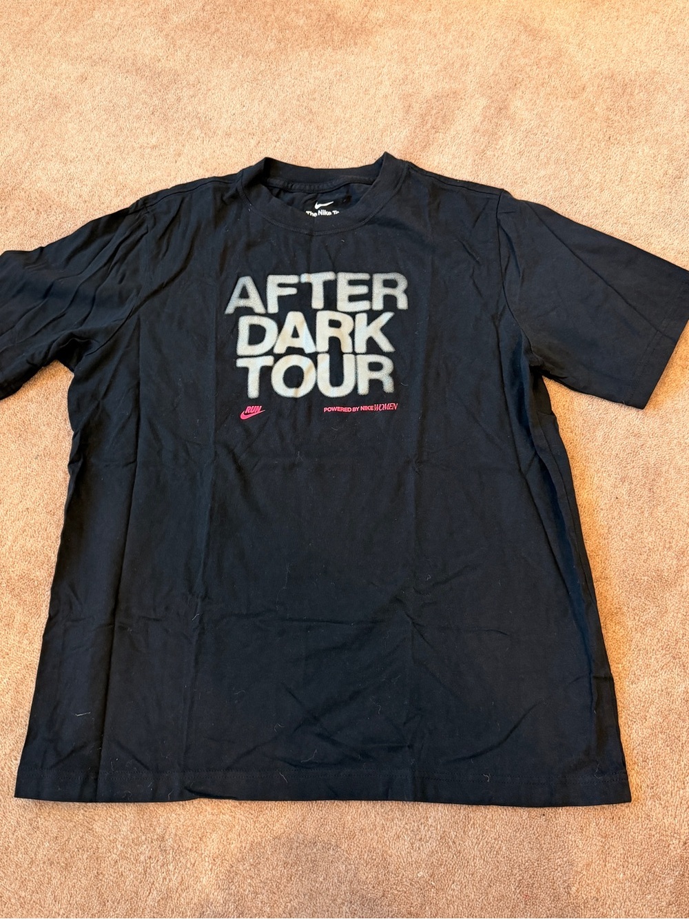 Nike Black Cotton "After Dark Tour" Graphic Tee with Pink Accent Small